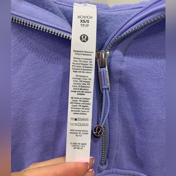 EUC lululemon athletica scuba half zip - Picture 5 of 7
